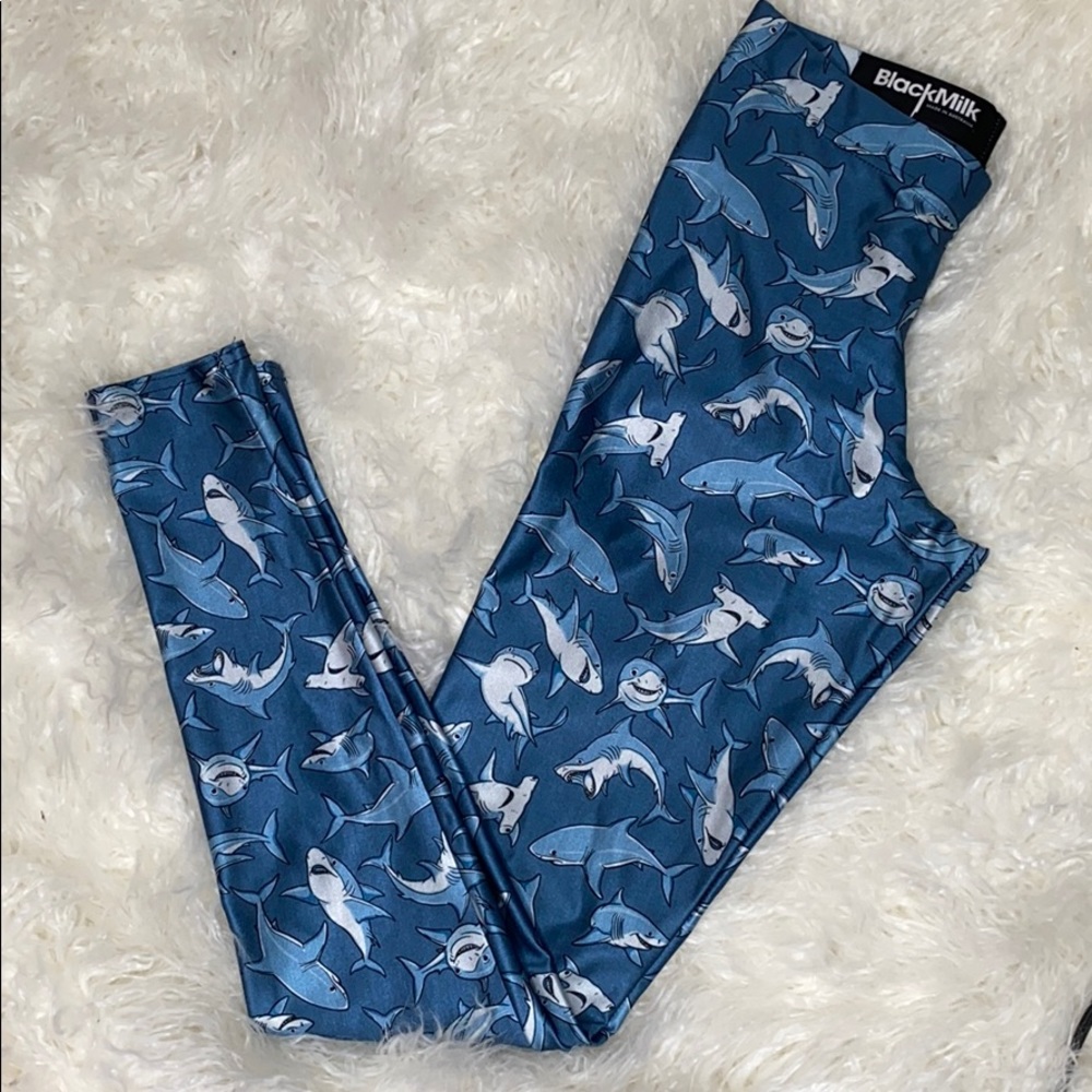 Blackmilk Small shark leggings in blue